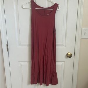 a new day Sleeveless Burgundy Midi Dress